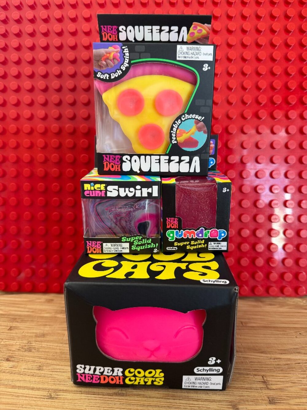 NEW! 🌈 NeeDoh 4 pack! PINK SUPER CAT included! 🍕 Ships Fast! 5 ⭐️ 's